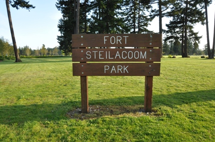 Fort Steilacoom Park sign